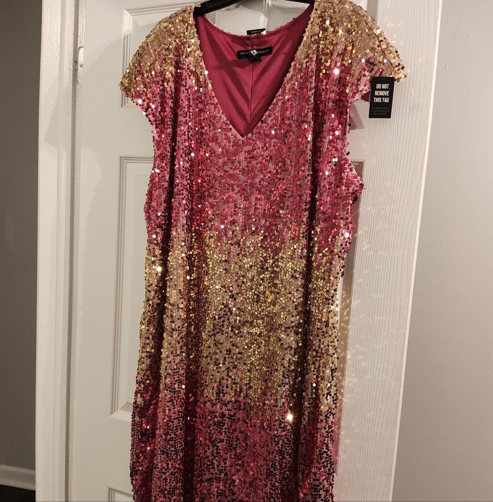Sequin V-Neck Dress in Pink and Gold